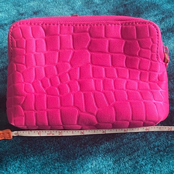 Marc by Marc Jacobs magenta makeup pouch - Picture 4 of 5